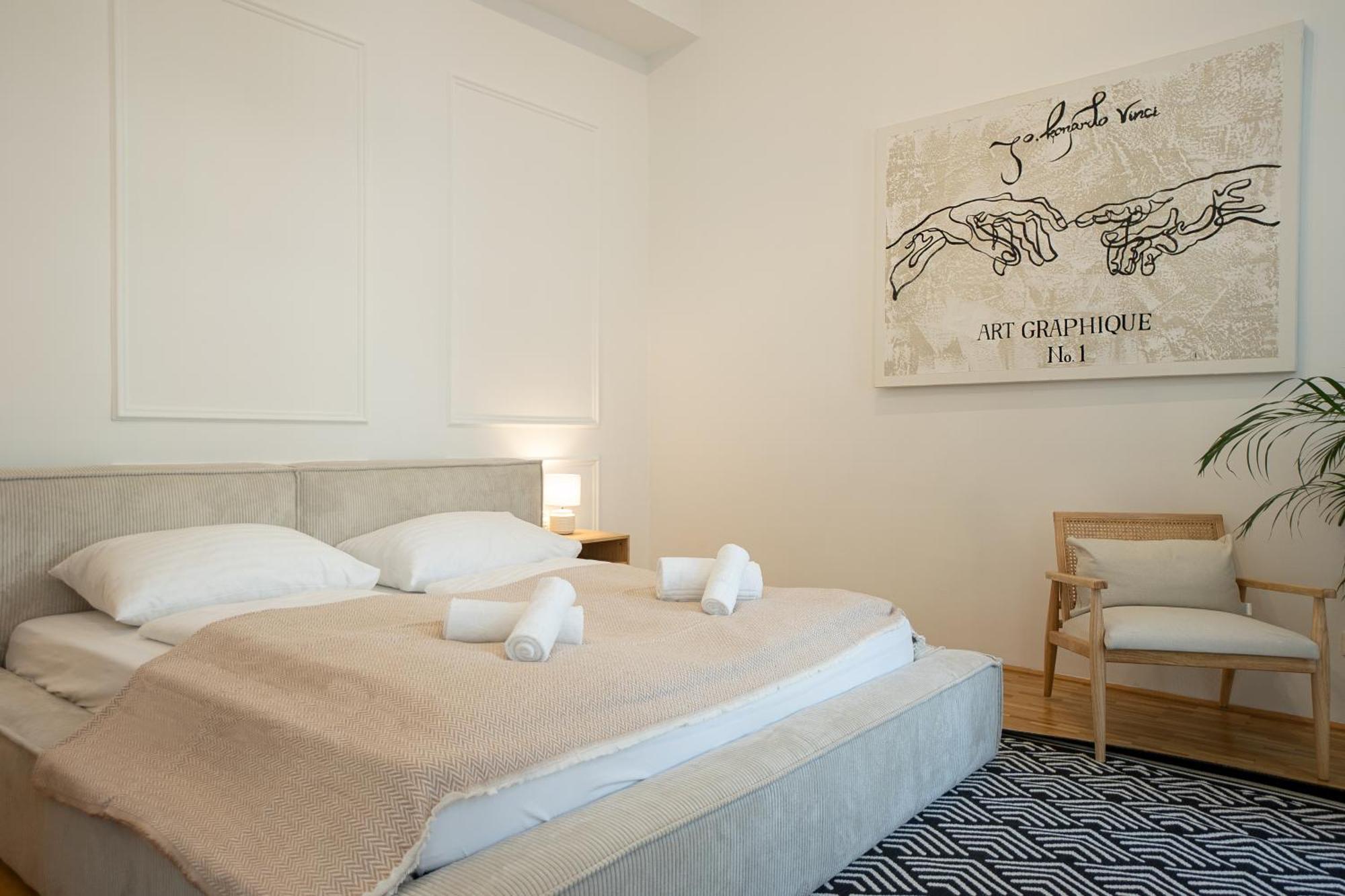 Vibrant 107 M2 Flat In The City Center Wien Eksteriør bilde