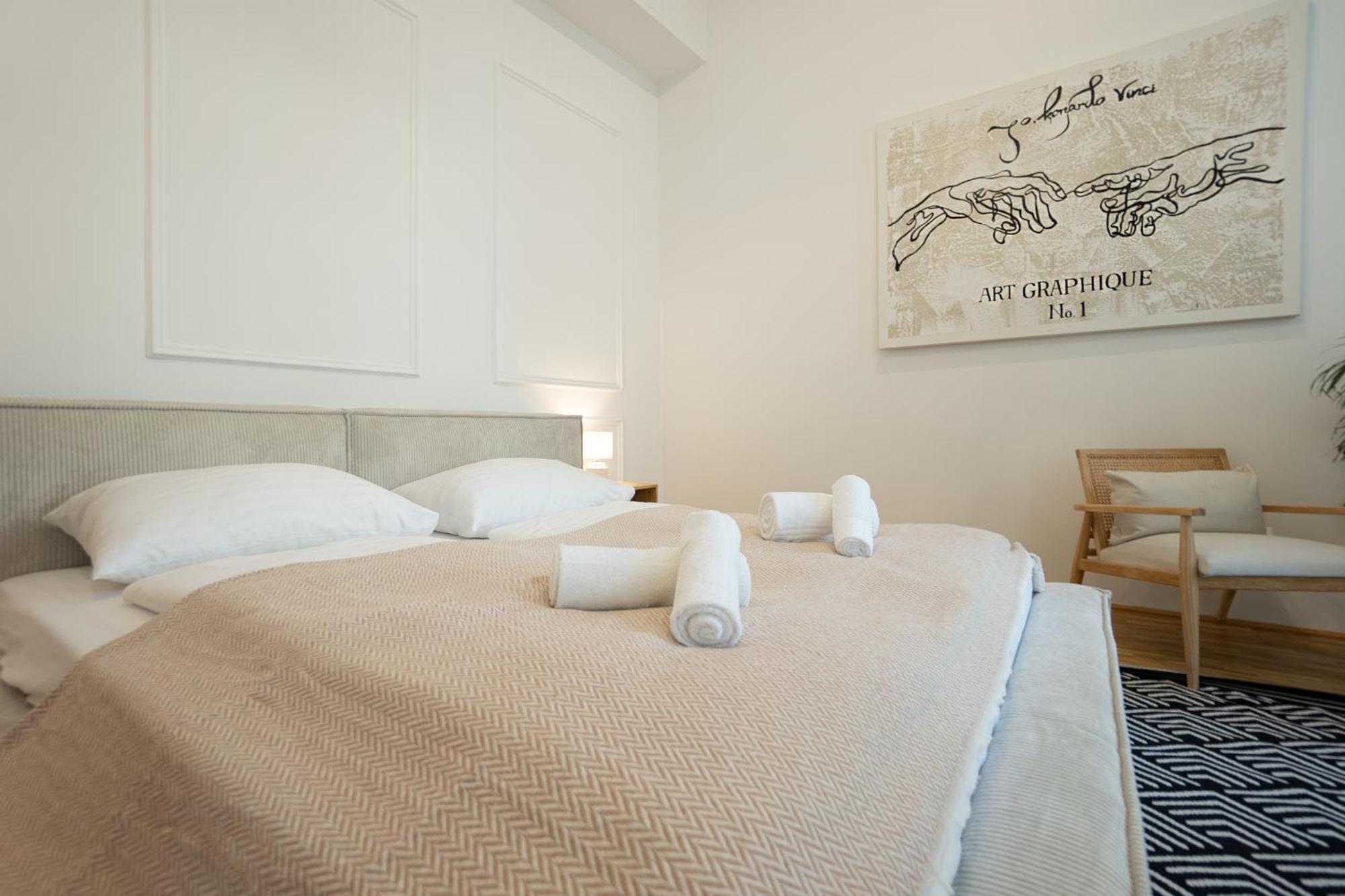 Vibrant 107 M2 Flat In The City Center Wien Eksteriør bilde